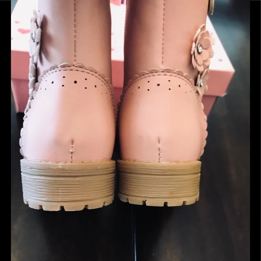 NEW Ameta Pink Bambi Floral Detail Boot